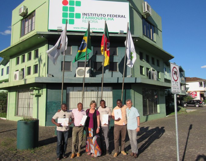 Foto Reitoria Recepção Professores Moçambique.JPG