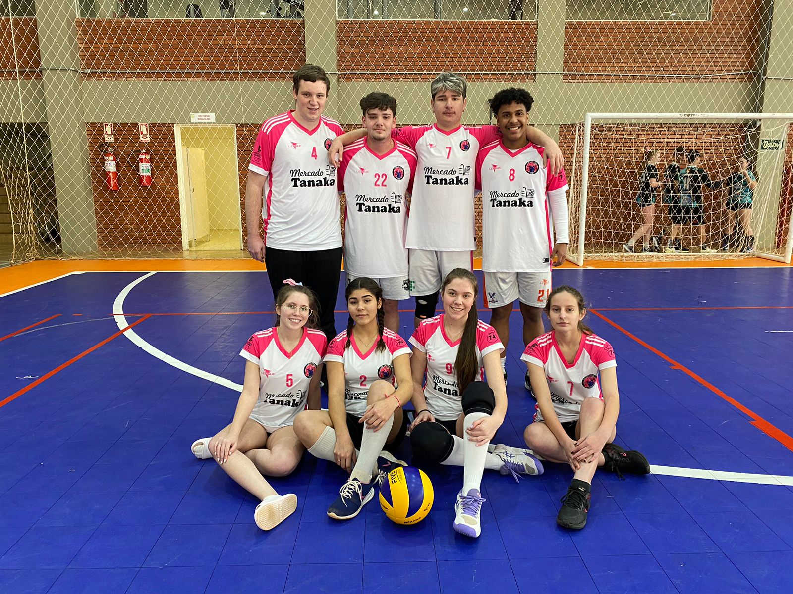 1º lugar Vôlei misto 3º ADM