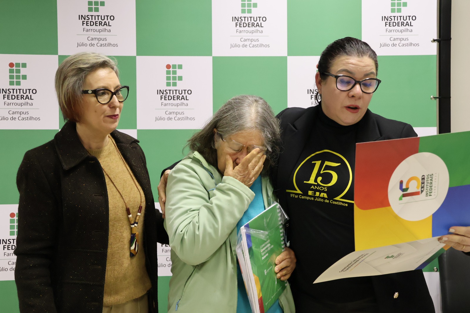 CAPA-15 anos da EJA.jpeg