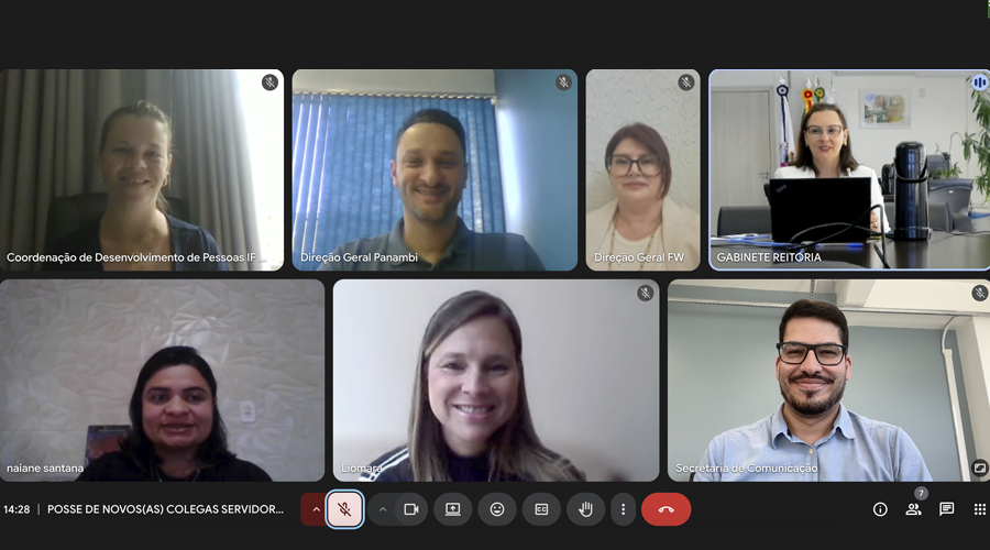 noticia posse novas servidoras 21102025