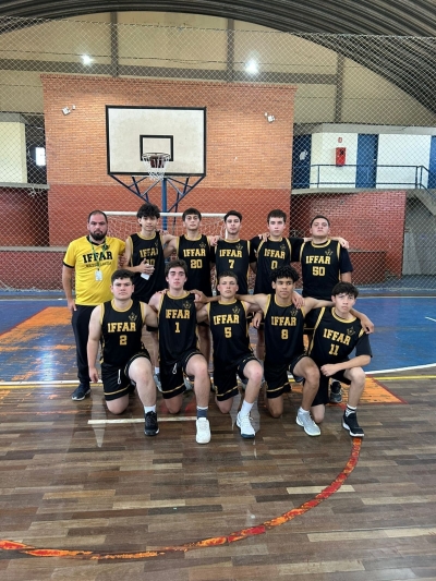 Time de Basquete Masculino passa na fase CRE dos JERGS. 