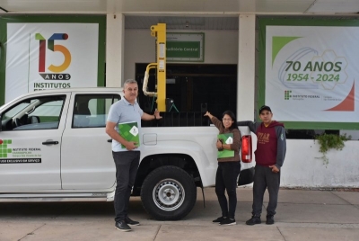 Campus cede equipamentos para fortalecer associações de catadores/as de materiais recicláveis
