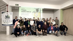 Oficina aberta sobre construção de marcas foi realizada no Campus Júlio de Castilhos Aula 05out_Marcas_toda a turma.jpg