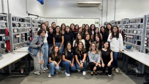 Mulheres na Automação: protagonismo, desafios e conquistas das mulheres na área Mulheres na Automação: protagonismo, desafios e conquistas das mulheres na área